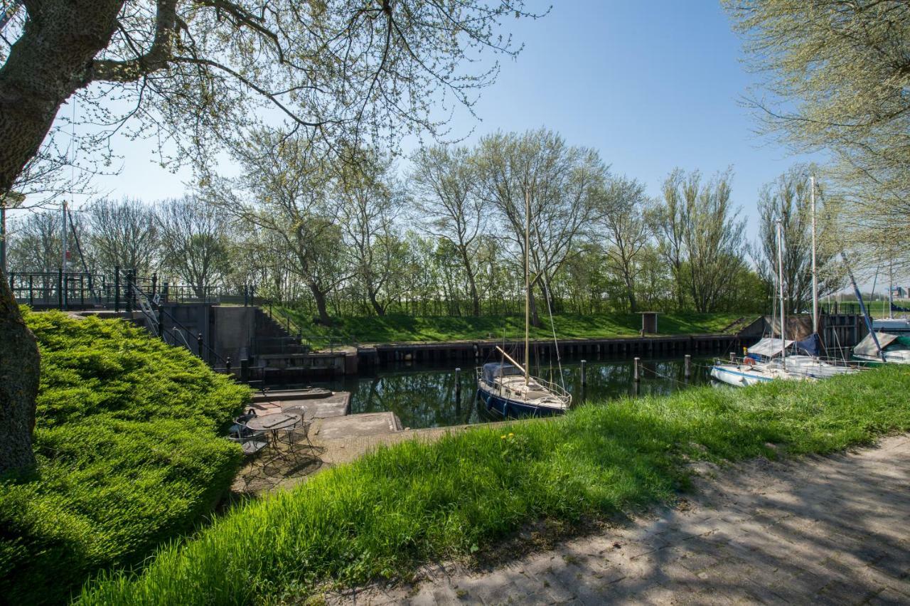 Hansa Watersport & Recreatie Wilhelminadorp 外观 照片